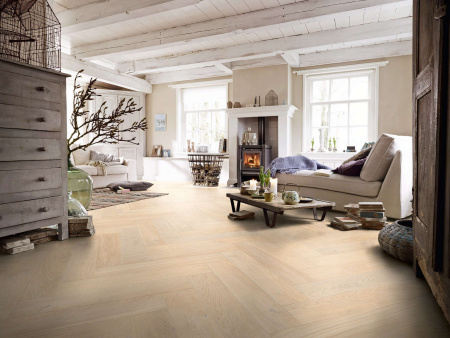 Паркетная доска Meister PS 500 Residence Дуб гармония жемчужный лак 8816 елка 710х142х13 Pearl oak harmonious фото 2